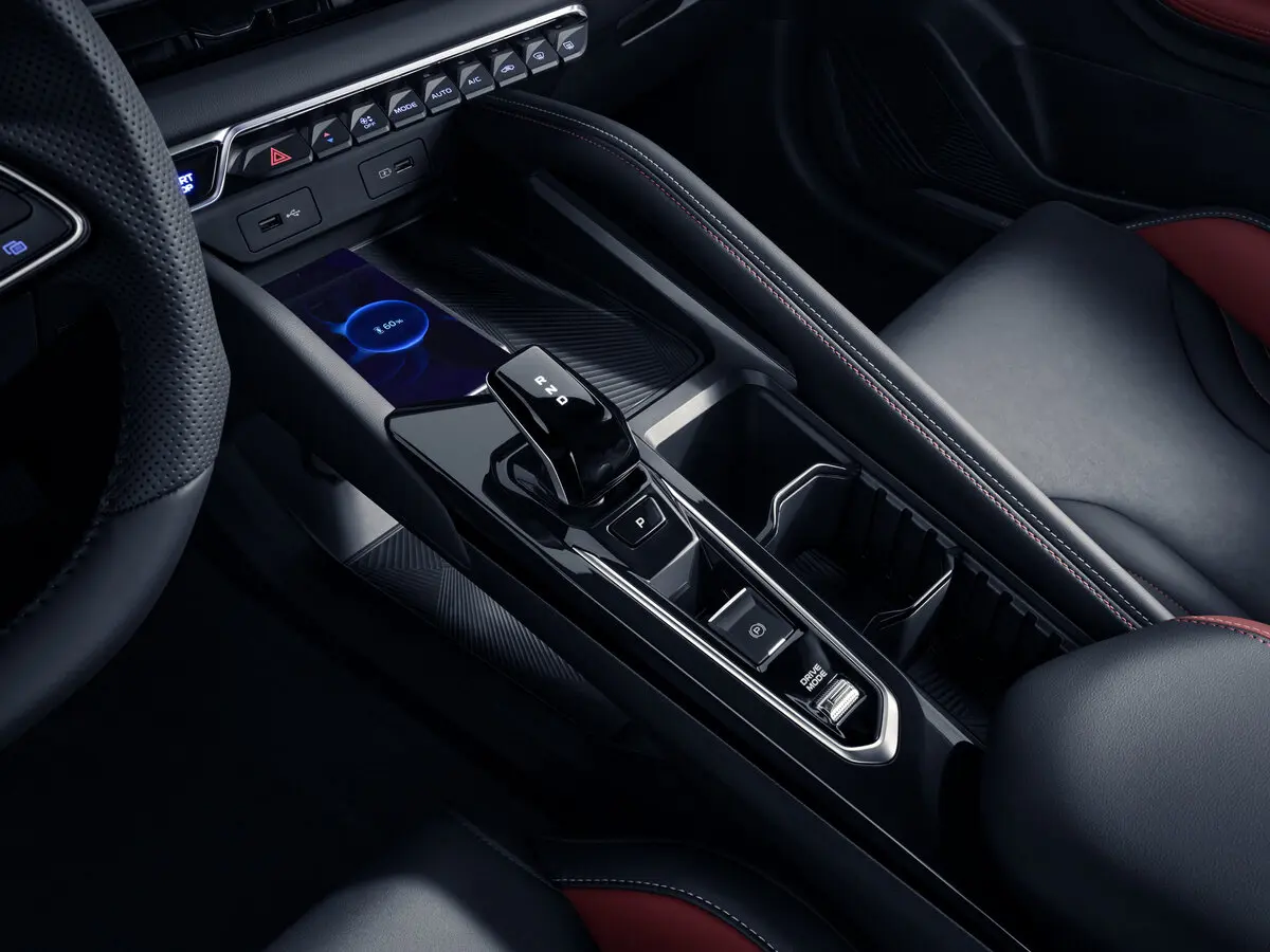 Geely Coolray I Рестайлинг 2 Внедорожник 5 дв. — сүрөт 11
