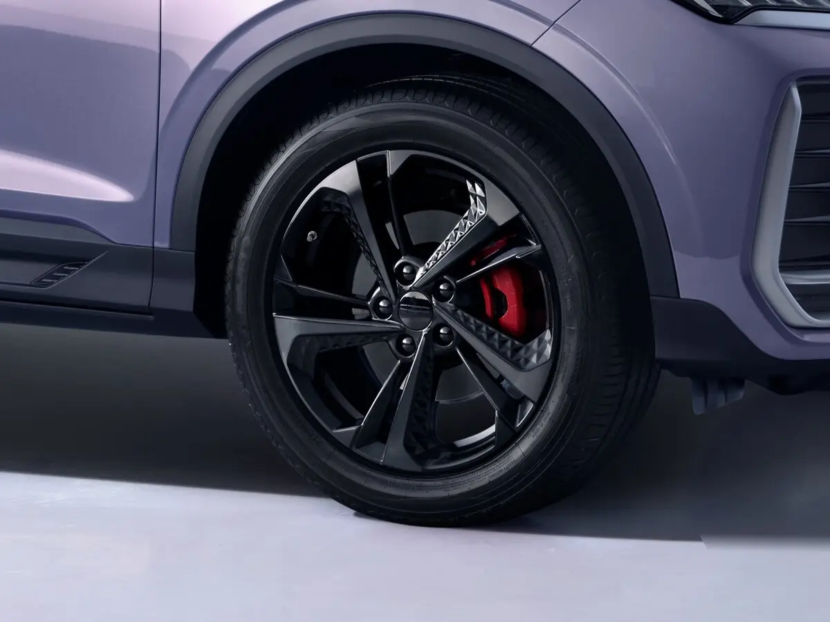 Geely Coolray I Рестайлинг 2 Внедорожник 5 дв. — сүрөт 17