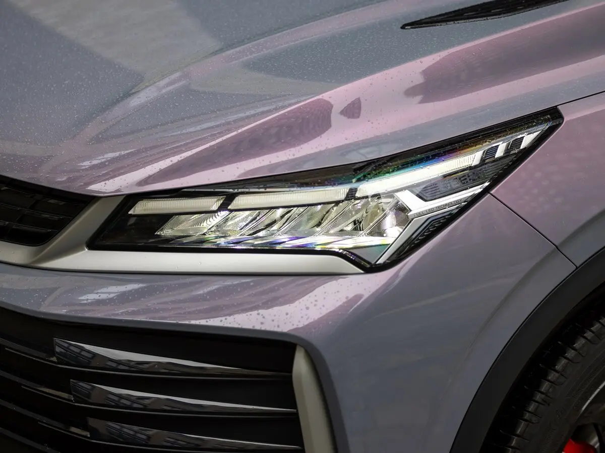 Geely Coolray I Рестайлинг 2 Внедорожник 5 дв. — сүрөт 31