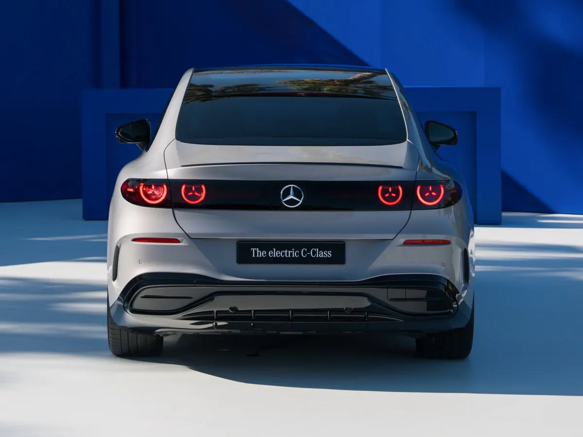 Mercedes-Benz C-Класс electric (W520) Седан — сүрөт 4