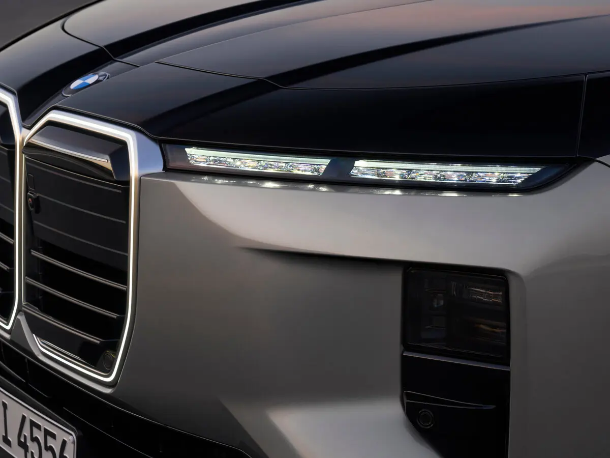 BMW 7 серии VII (G70) Рестайлинг Седан — photo 13