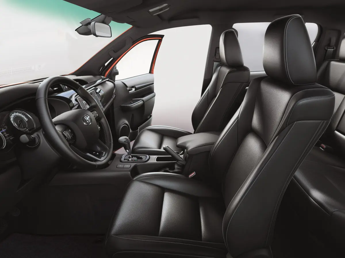 Toyota Hilux VIII Рестайлинг Пикап Двойная кабина — сүрөт 6