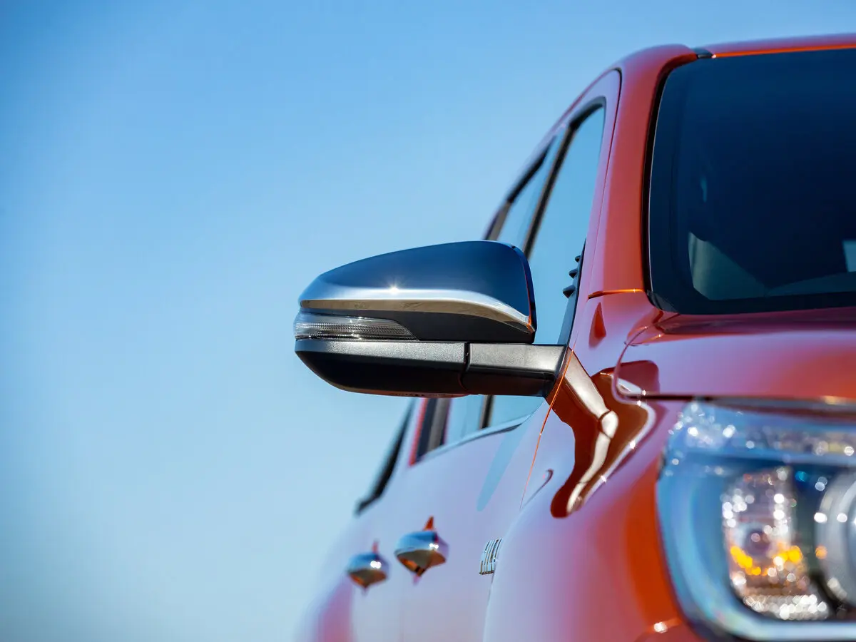 Toyota Hilux VIII Рестайлинг Пикап Двойная кабина — сүрөт 11