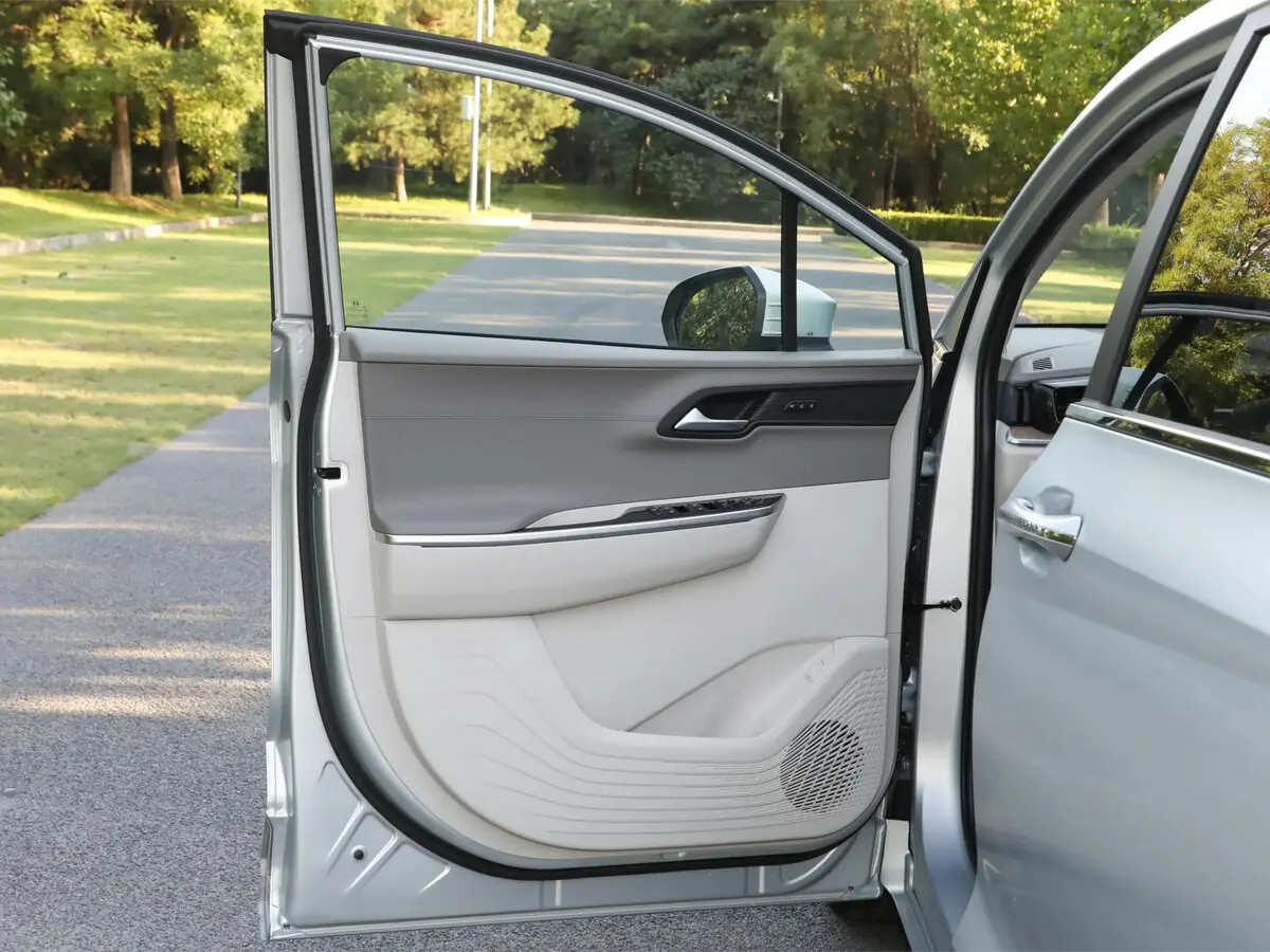 Hyundai Custo I Рестайлинг Минивэн — сүрөт 9