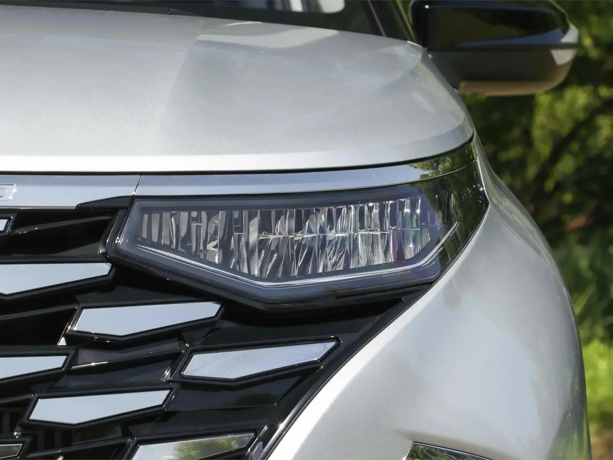 Hyundai Custo I Рестайлинг Минивэн — сүрөт 12