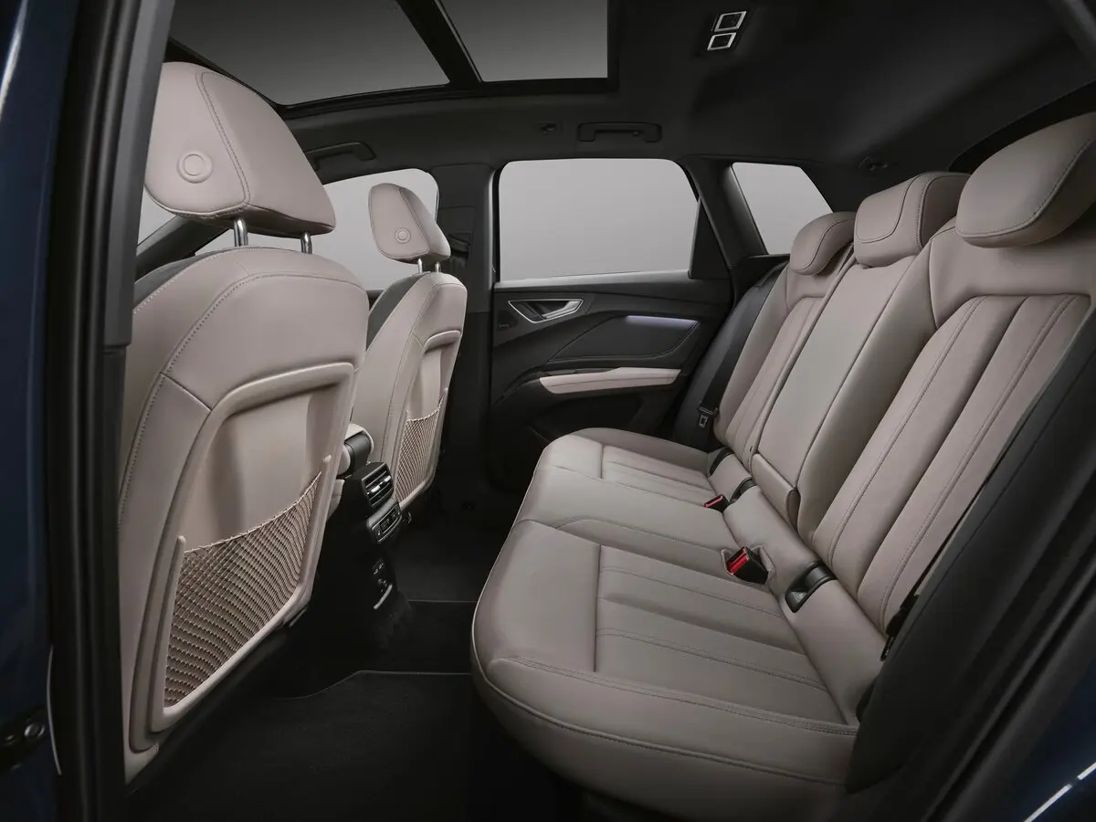 Audi Q4 e-tron I Рестайлинг Внедорожник 5 дв. — 照片 9