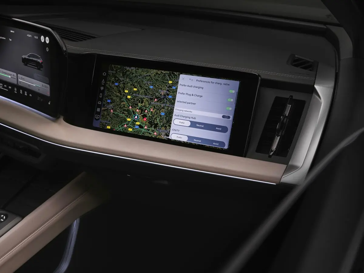 Audi Q4 e-tron I Рестайлинг Внедорожник 5 дв. — 照片 12