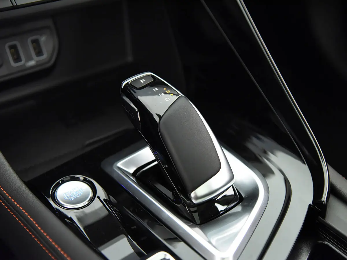 Dongfeng Aeolus AX7 Plus 2021 – н.в. Внедорожник 5 дв. — 照片 8