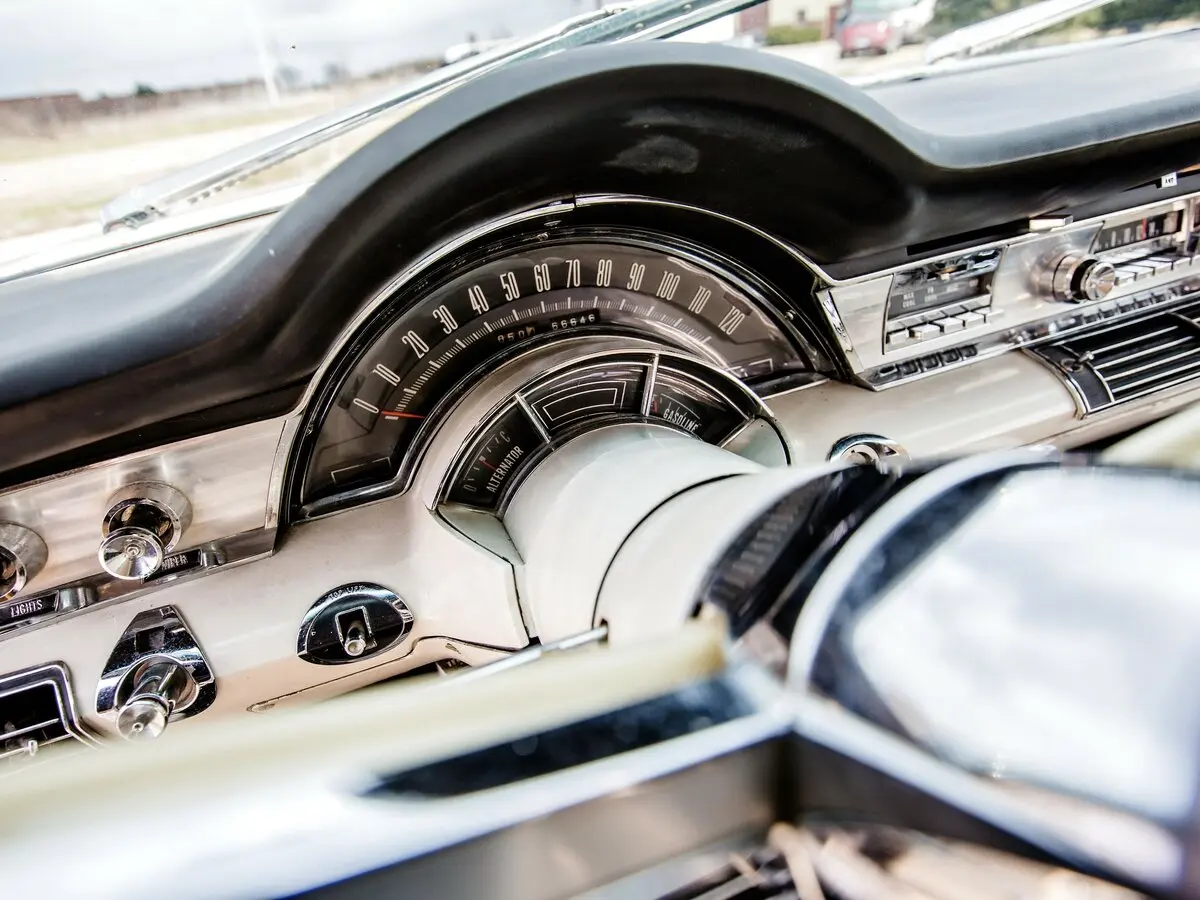 Chrysler 300 Letter Series V (300L) Кабриолет — photo 8