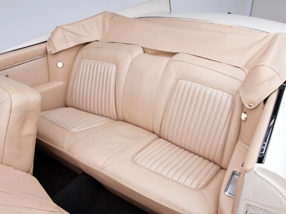 Chrysler 300 Letter Series II (300D) Рестайлинг Кабриолет — сүрөт 7