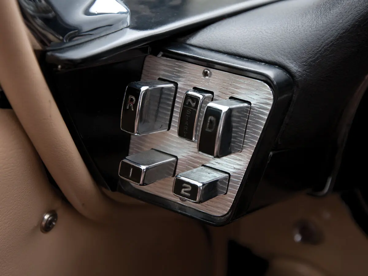 Chrysler 300 Letter Series II (300D) Рестайлинг Кабриолет — сүрөт 8