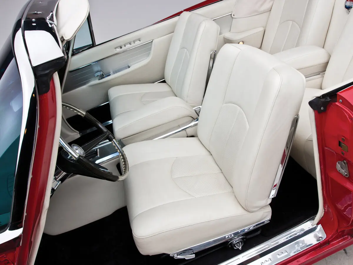 Chrysler 300 Letter Series III (300G) Рестайлинг Кабриолет — сүрөт 7