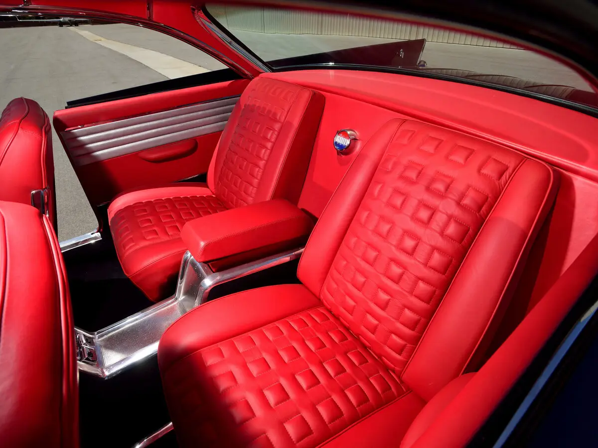Chrysler 300 Letter Series III (300G) Рестайлинг Купе-хардтоп — сүрөт 8