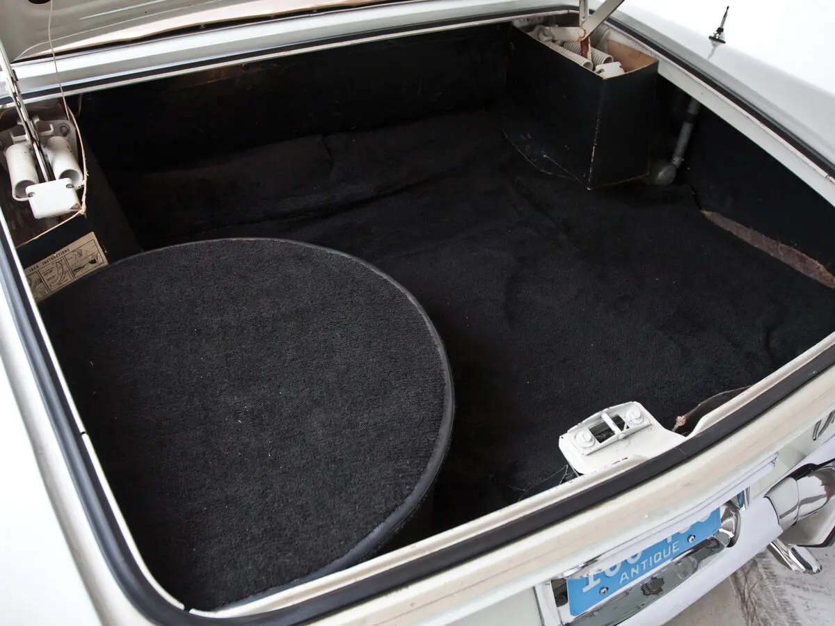 Chrysler 300 Letter Series III (300H) Рестайлинг 2 Кабриолет — сүрөт 8