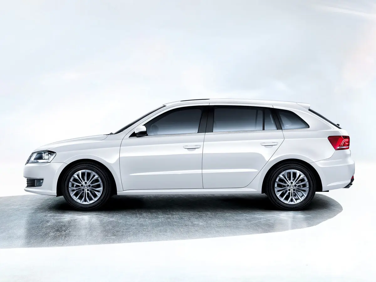Volkswagen Lavida I Универсал 5 дв. — 照片 2