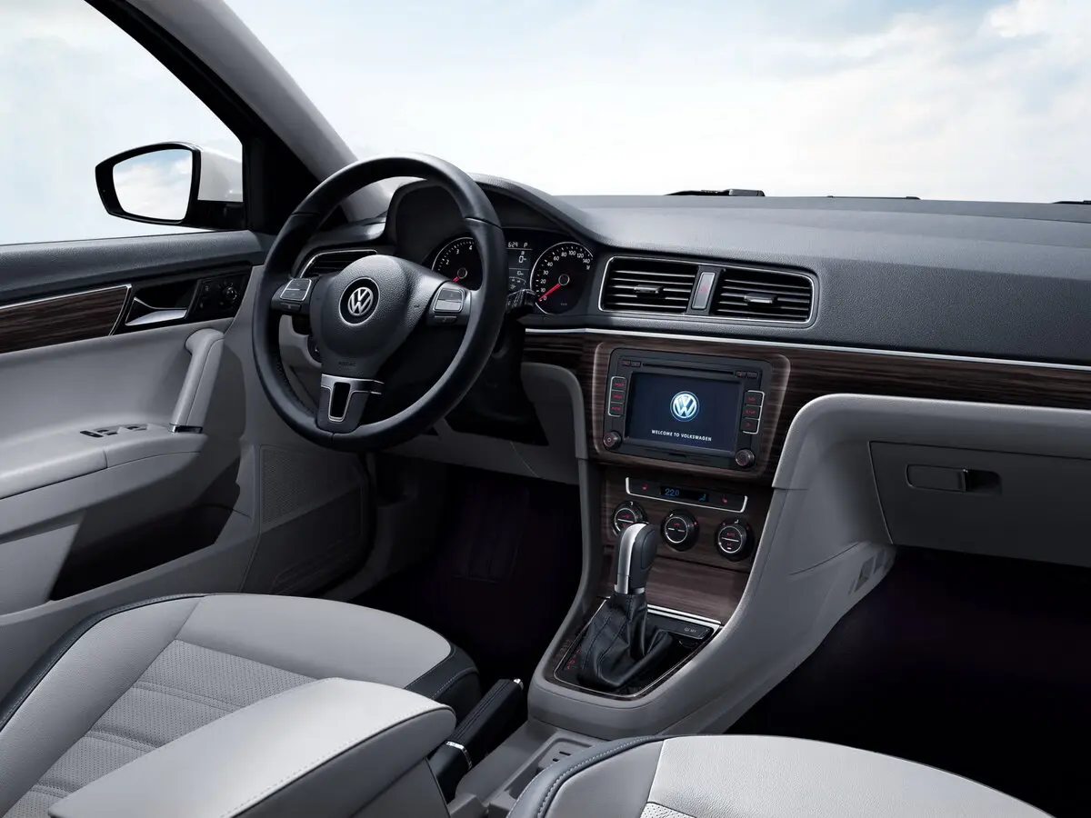 Volkswagen Lavida I Универсал 5 дв. — 照片 6