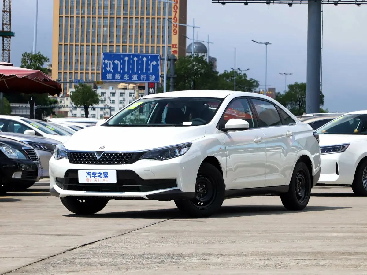 Venucia D60 I Рестайлинг Седан — сүрөт 2