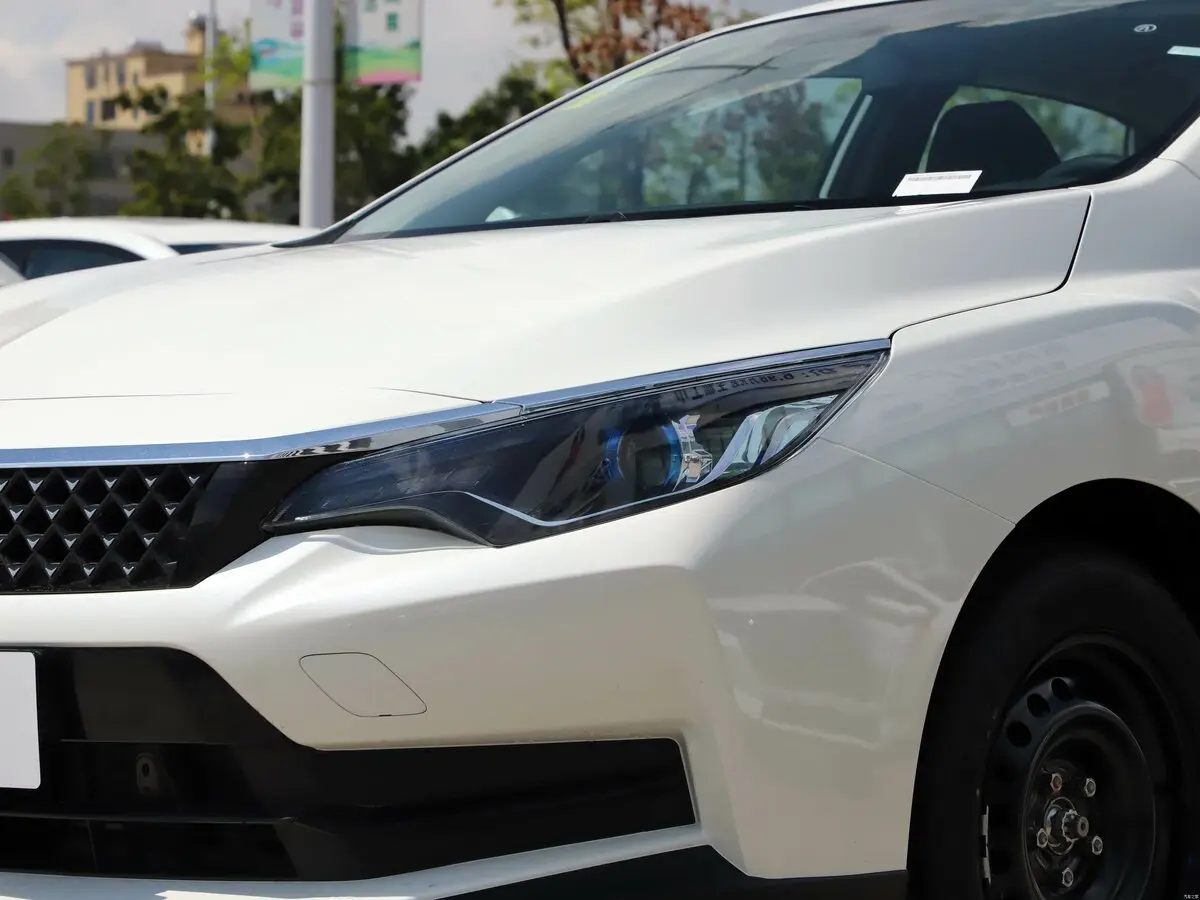 Venucia D60 I Рестайлинг Седан — сүрөт 16