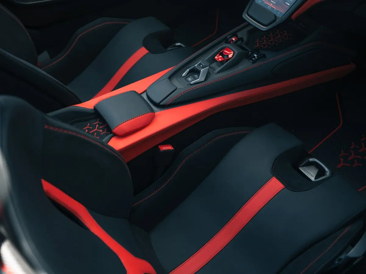 Lamborghini Fenomeno 2025 – н.в. Родстер — сүрөт 15