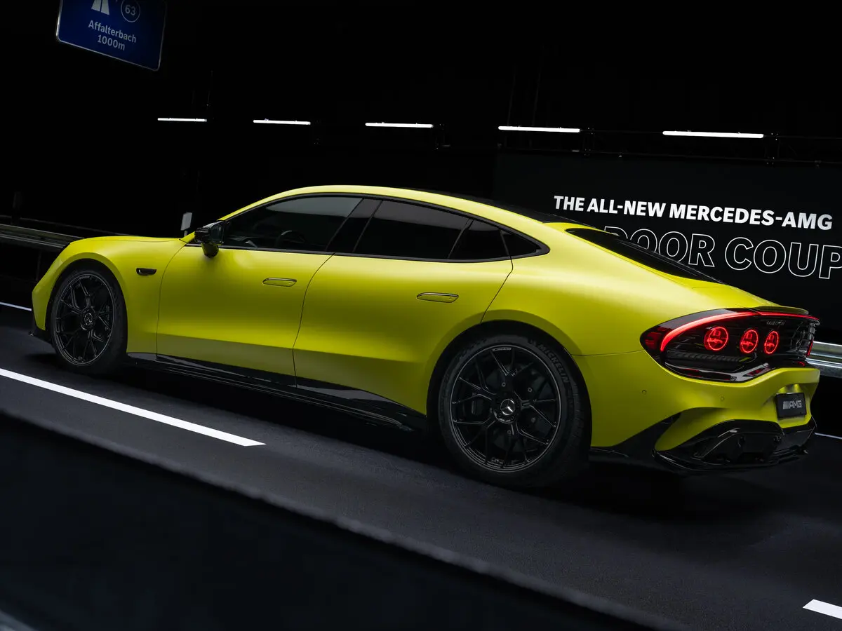 Mercedes-Benz AMG GT 4-Door Coupe II Лифтбек — photo 2