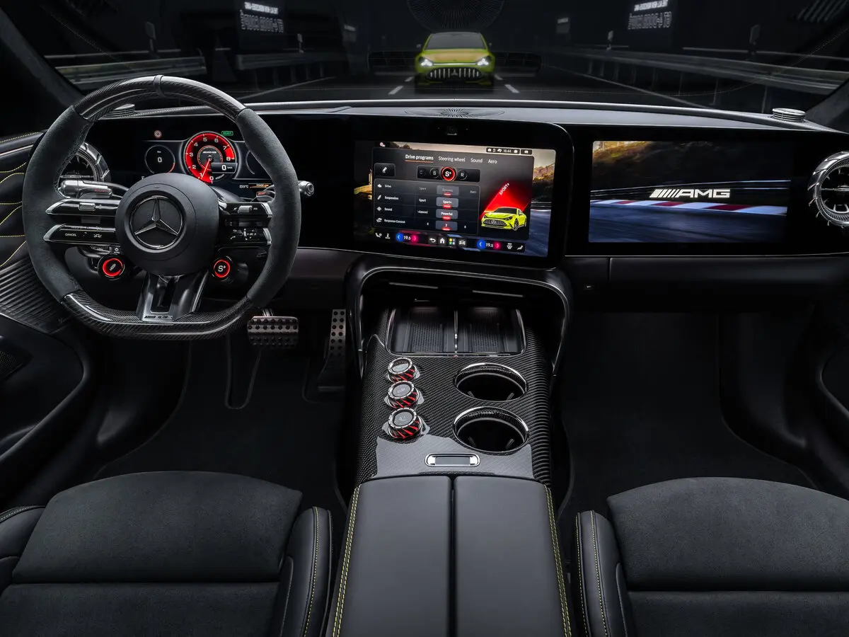 Mercedes-Benz AMG GT 4-Door Coupe II Лифтбек — photo 6
