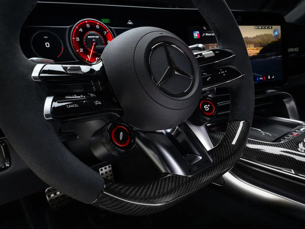 Mercedes-Benz AMG GT 4-Door Coupe II Лифтбек — photo 9
