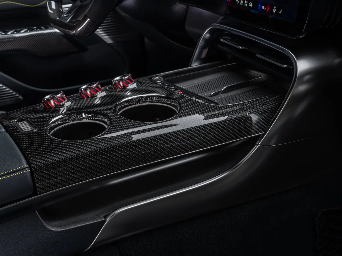 Mercedes-Benz AMG GT 4-Door Coupe II Лифтбек — photo 16