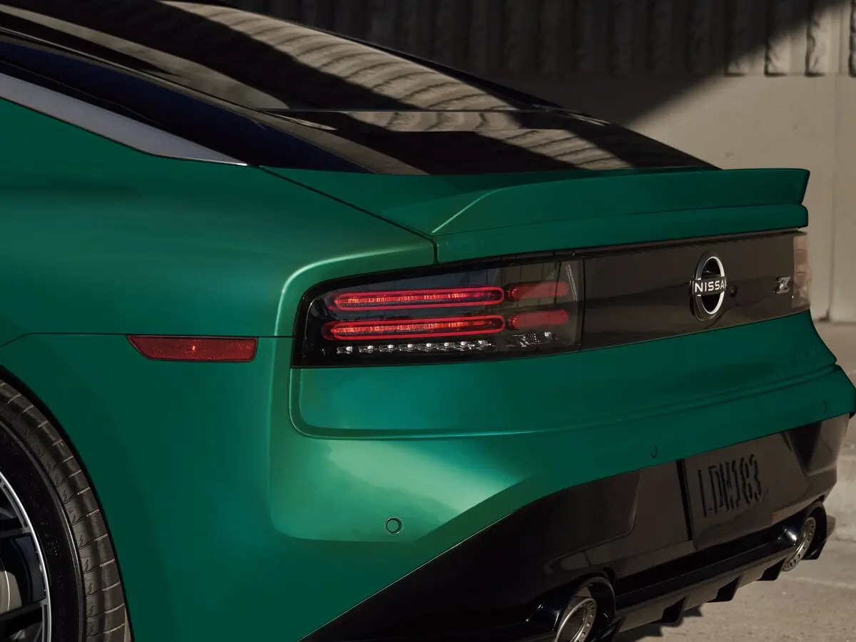 Nissan Z I (RZ34) Рестайлинг Купе — сүрөт 4