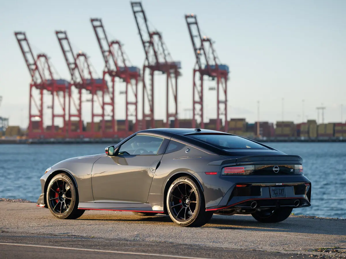 Nissan Z I (RZ34) Рестайлинг Купе Nismo — сүрөт 5