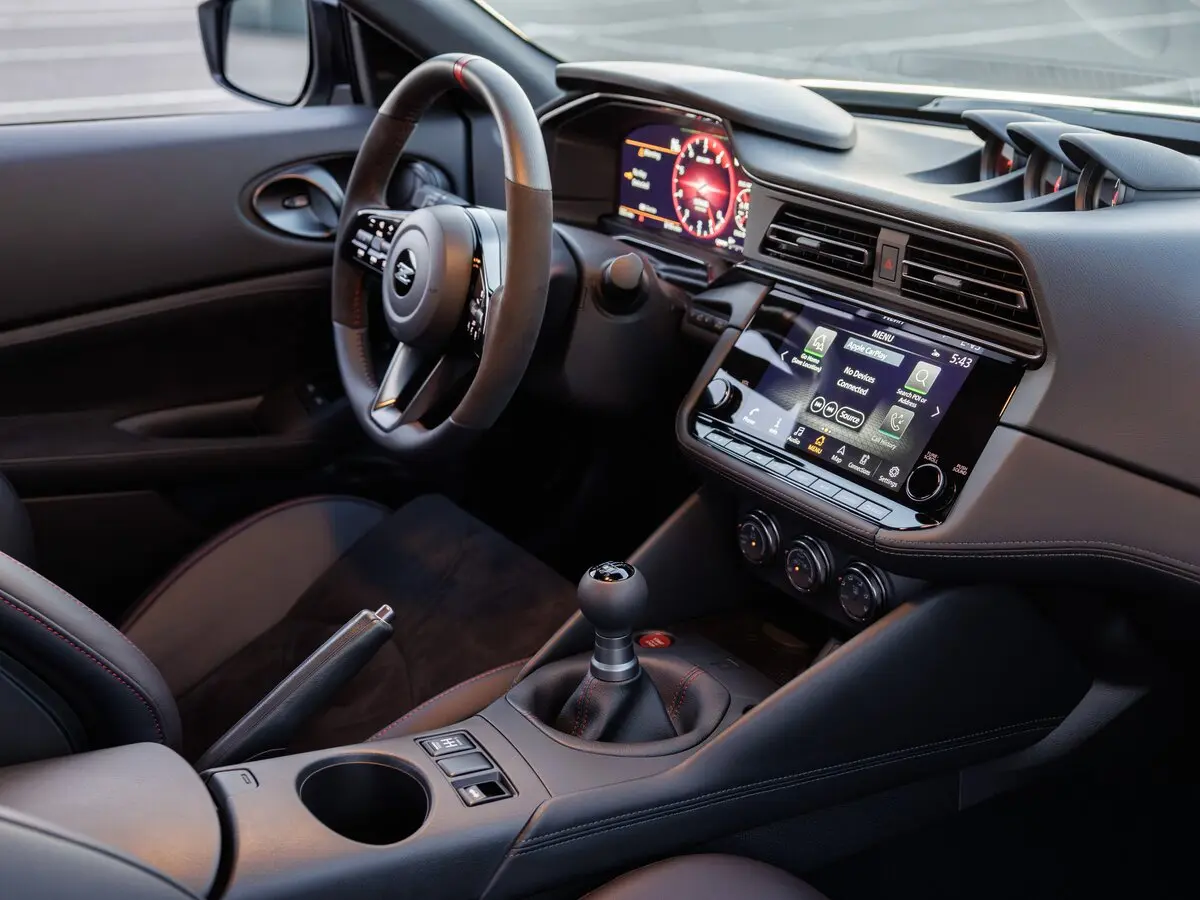 Nissan Z I (RZ34) Рестайлинг Купе Nismo — сүрөт 7