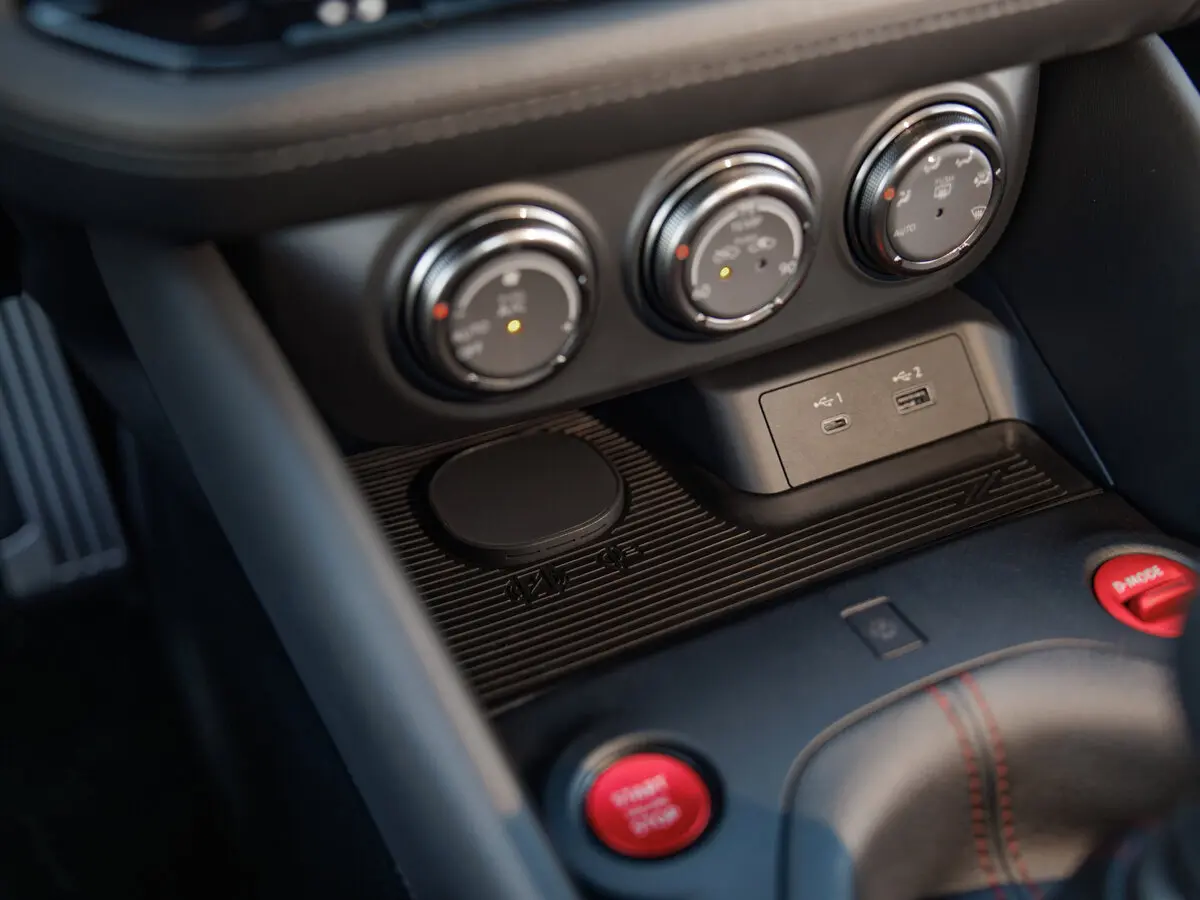 Nissan Z I (RZ34) Рестайлинг Купе Nismo — сүрөт 11