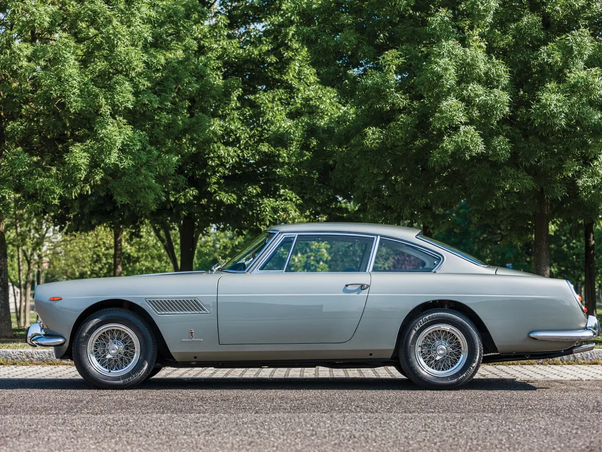 Ferrari 250 GT/E 2+2 1960 – 1963 Купе — сүрөт 2