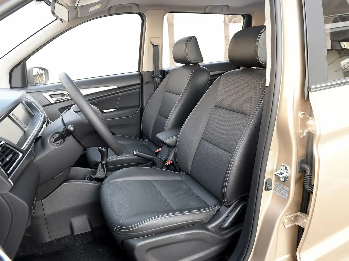 Changan Auchan A600 I Минивэн — photo 8