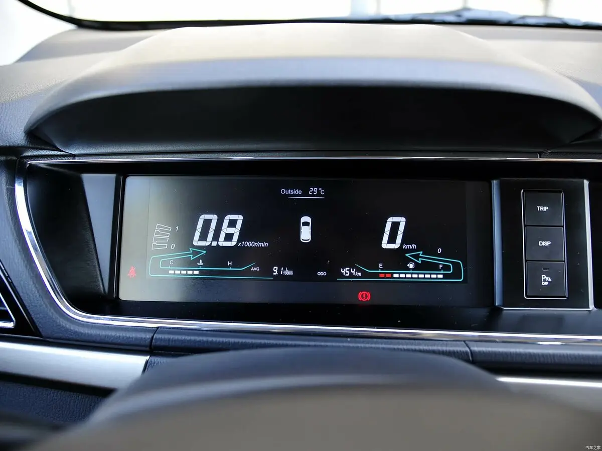 Changan Auchan A600 I Минивэн — photo 9
