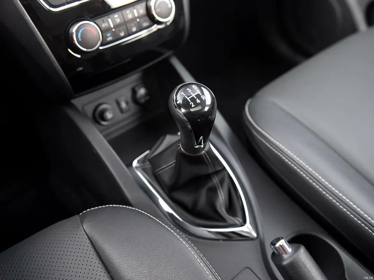 Changan Auchan A600 I Минивэн — photo 13