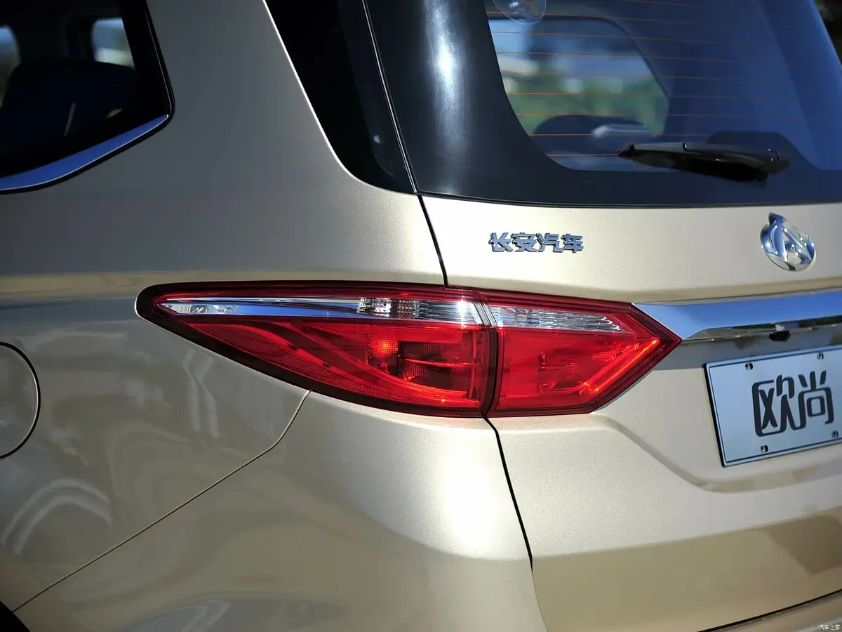 Changan Auchan A600 I Минивэн — photo 17