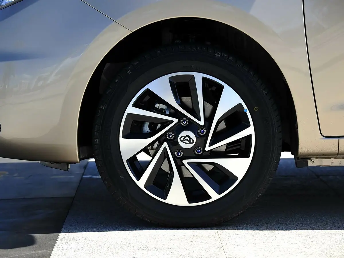 Changan Auchan A600 I Минивэн — photo 19