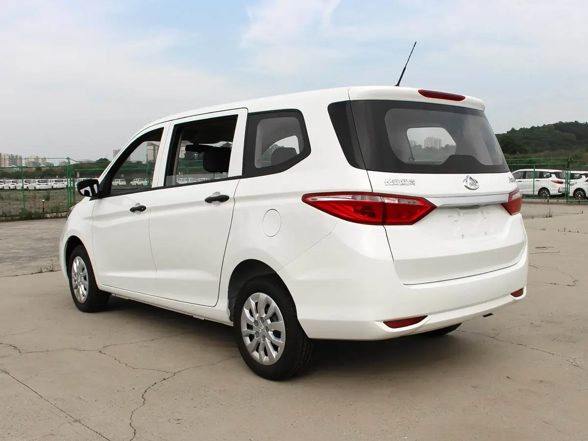 Changan Auchan A600 I Рестайлинг Минивэн — сүрөт 5