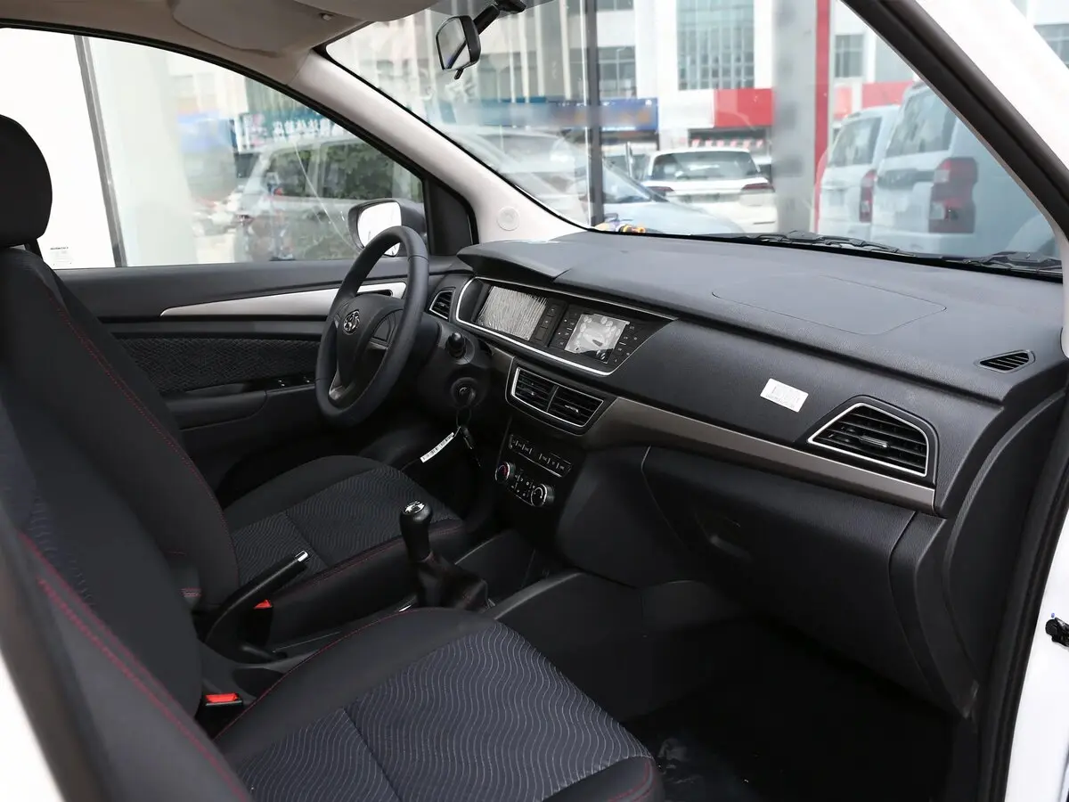 Changan Auchan A600 I Рестайлинг Минивэн — сүрөт 7