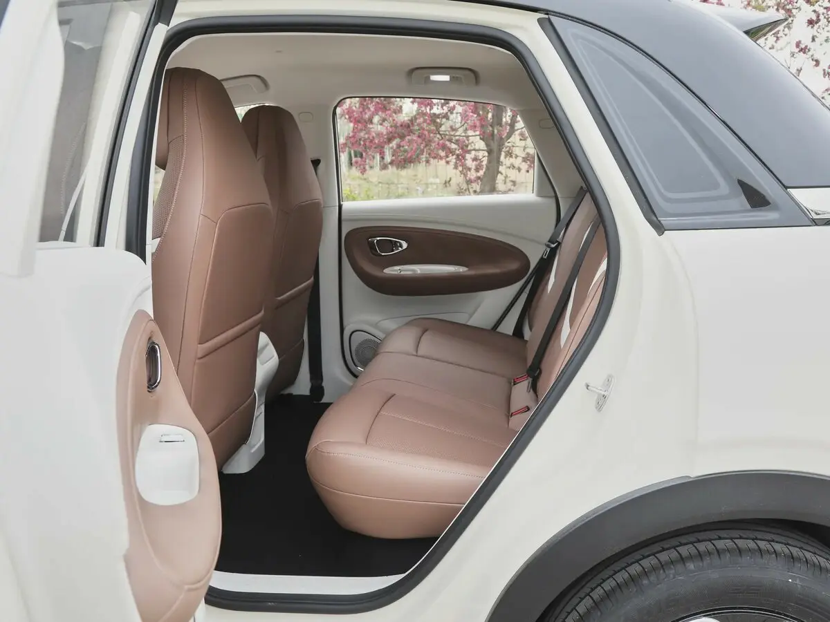 Wuling Binguo Pro 2026 – н.в. Хэтчбек 5 дв. — 照片 9