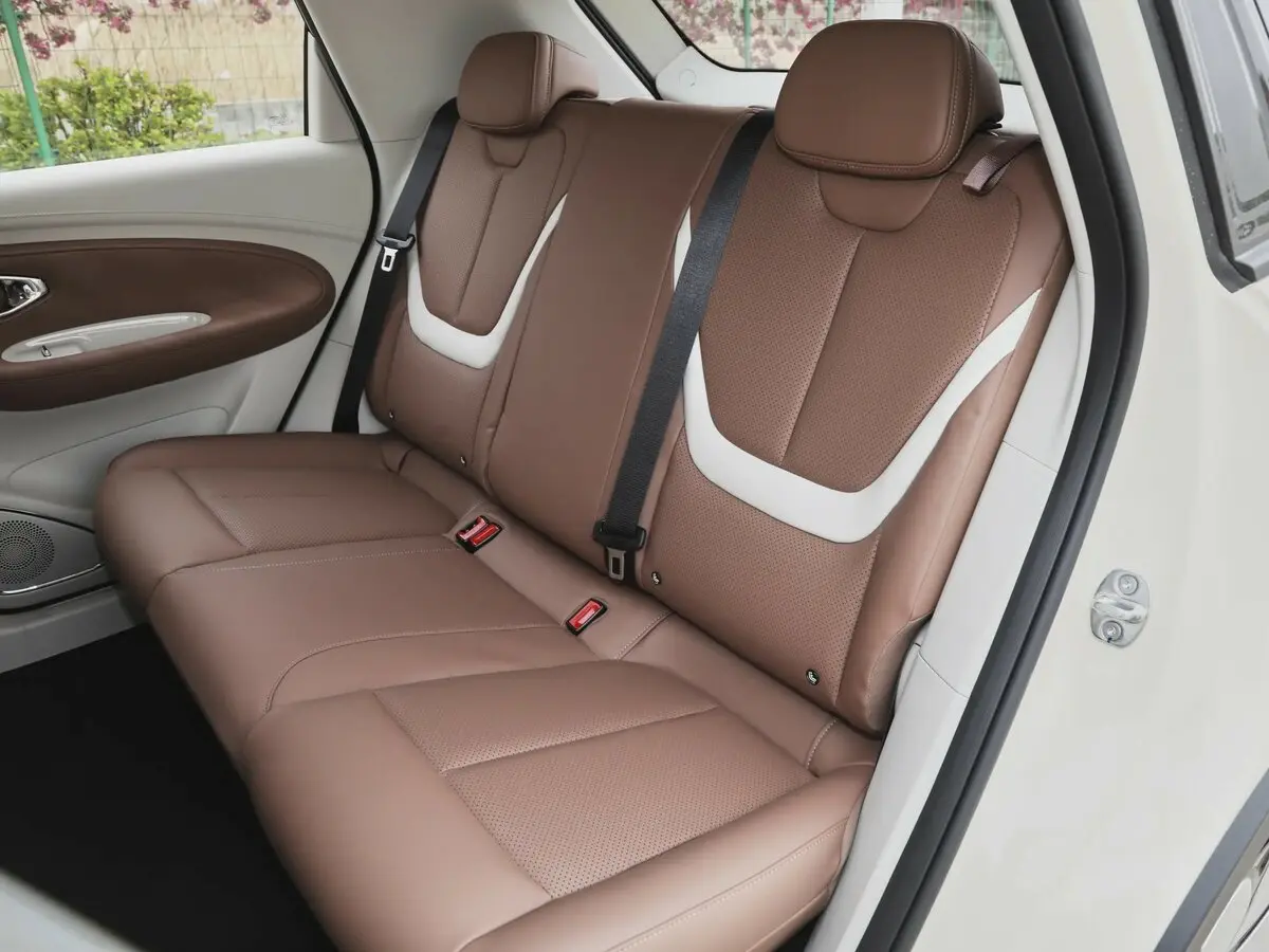 Wuling Binguo Pro 2026 – н.в. Хэтчбек 5 дв. — 照片 10