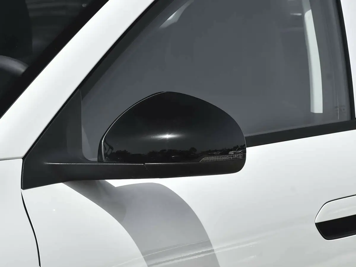 BAIC EU8 2026 – н.в. Седан — 照片 4