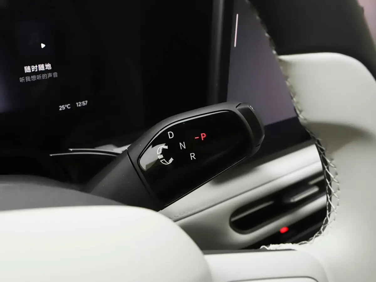 Volkswagen ID.Unyx 06 I Рестайлинг Внедорожник 5 дв. — сүрөт 7