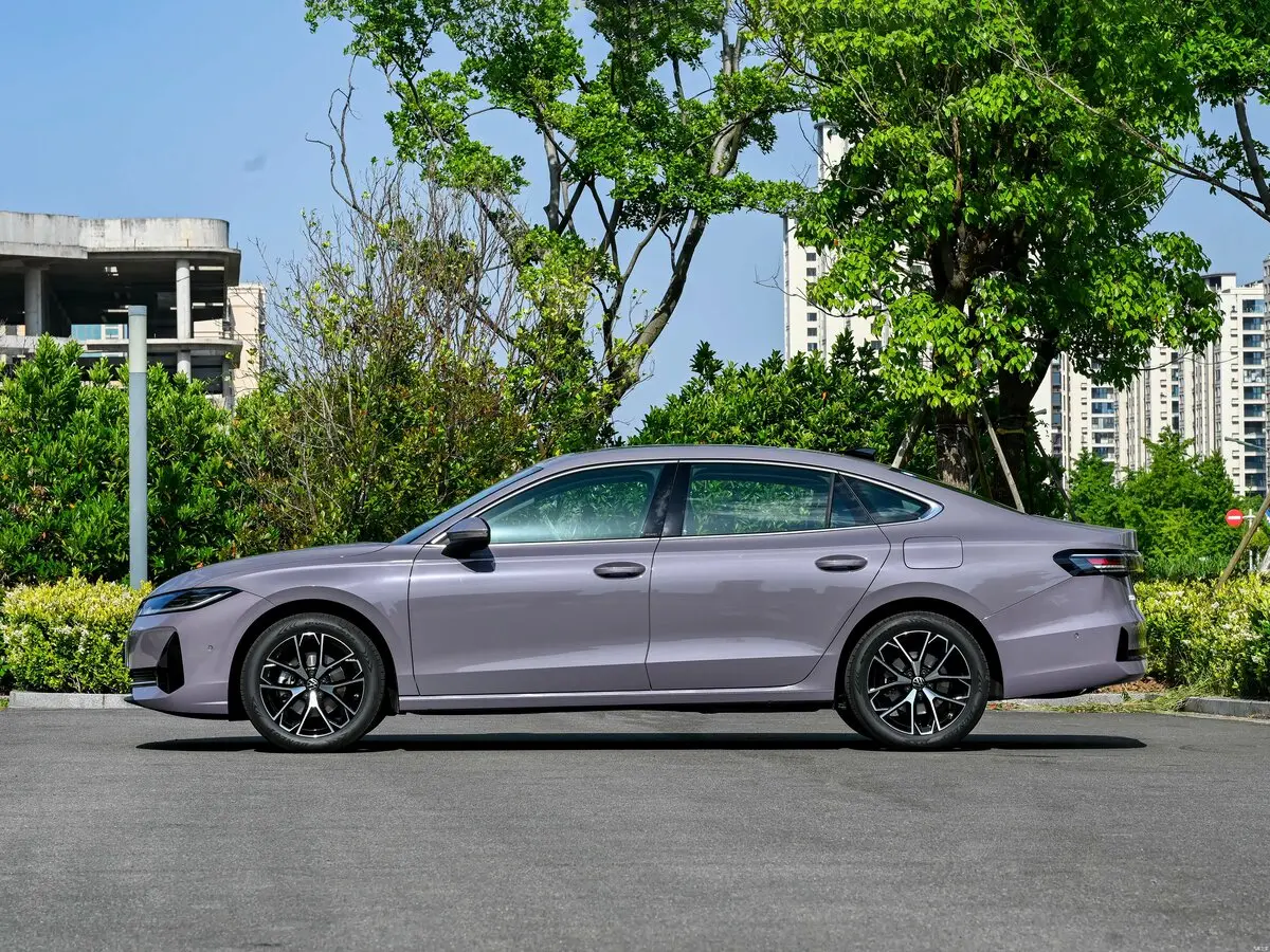 Volkswagen Passat (North America and China) Pro I Седан ePro — сүрөт 2