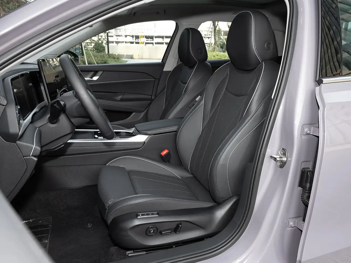 Volkswagen Passat (North America and China) Pro I Седан ePro — сүрөт 7
