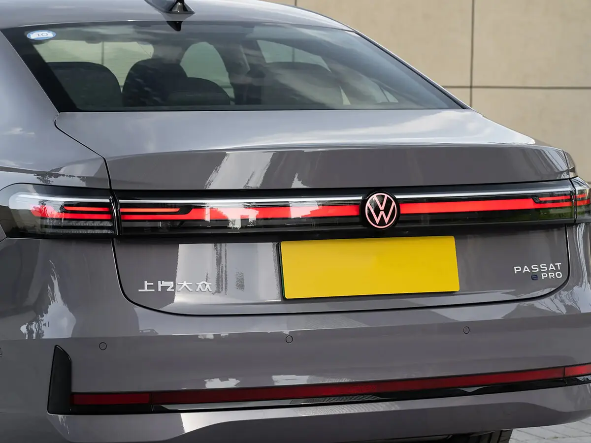 Volkswagen Passat (North America and China) Pro I Седан ePro — сүрөт 14