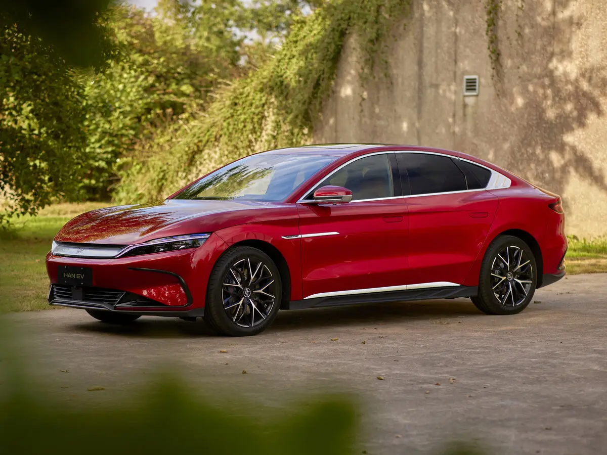 BYD Han I Рестайлинг 2 Седан EV