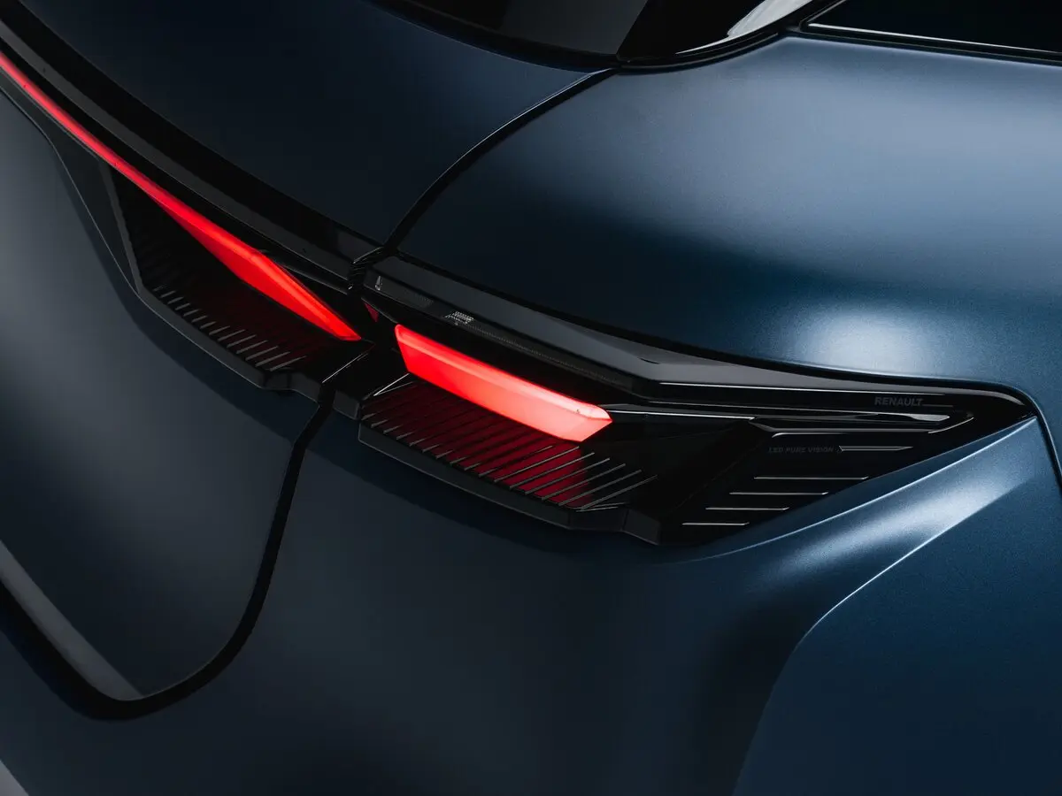 Renault Megane E-Tech I Рестайлинг Внедорожник 5 дв. — 照片 15