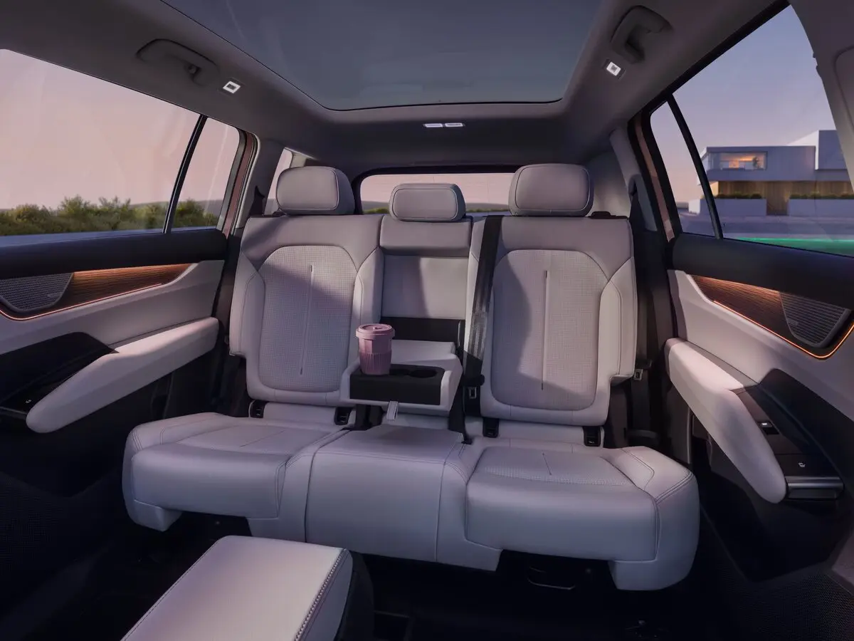 Skoda Peaq 2026 – н.в. Внедорожник 5 дв. — сүрөт 9