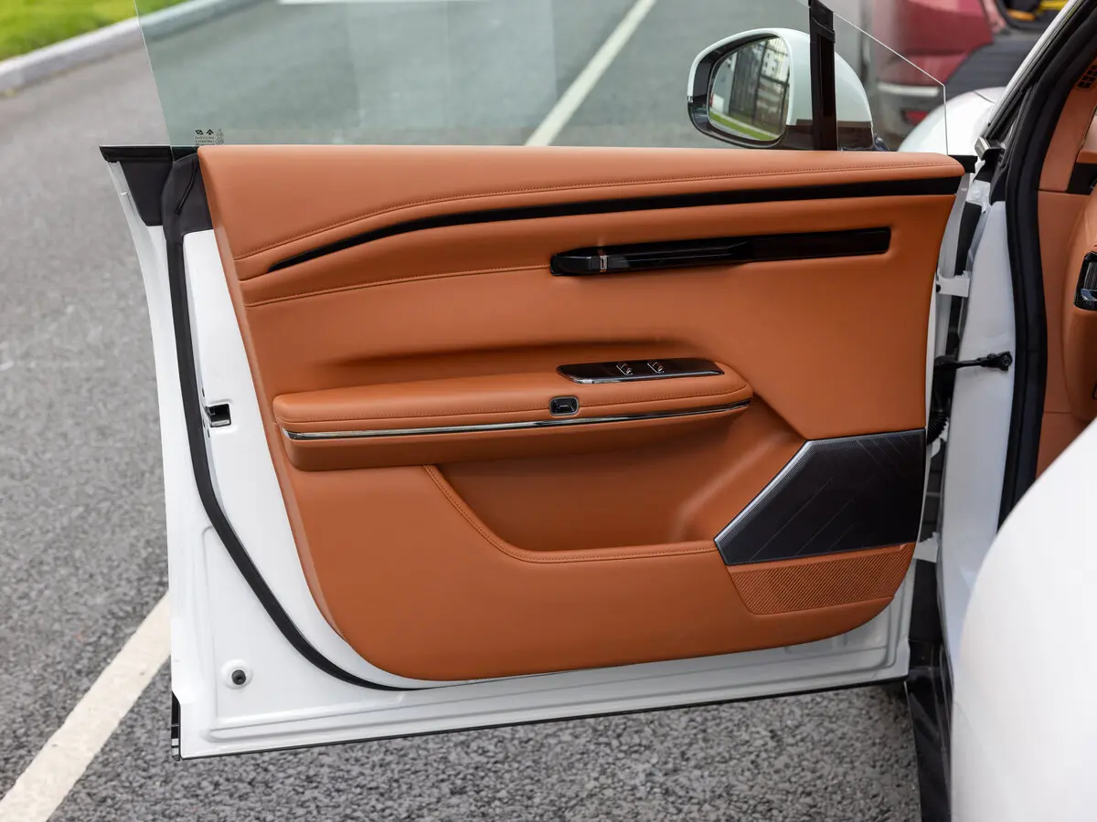 GAC Hyptec HT 2026 – н.в. Внедорожник 5 дв. — сүрөт 28